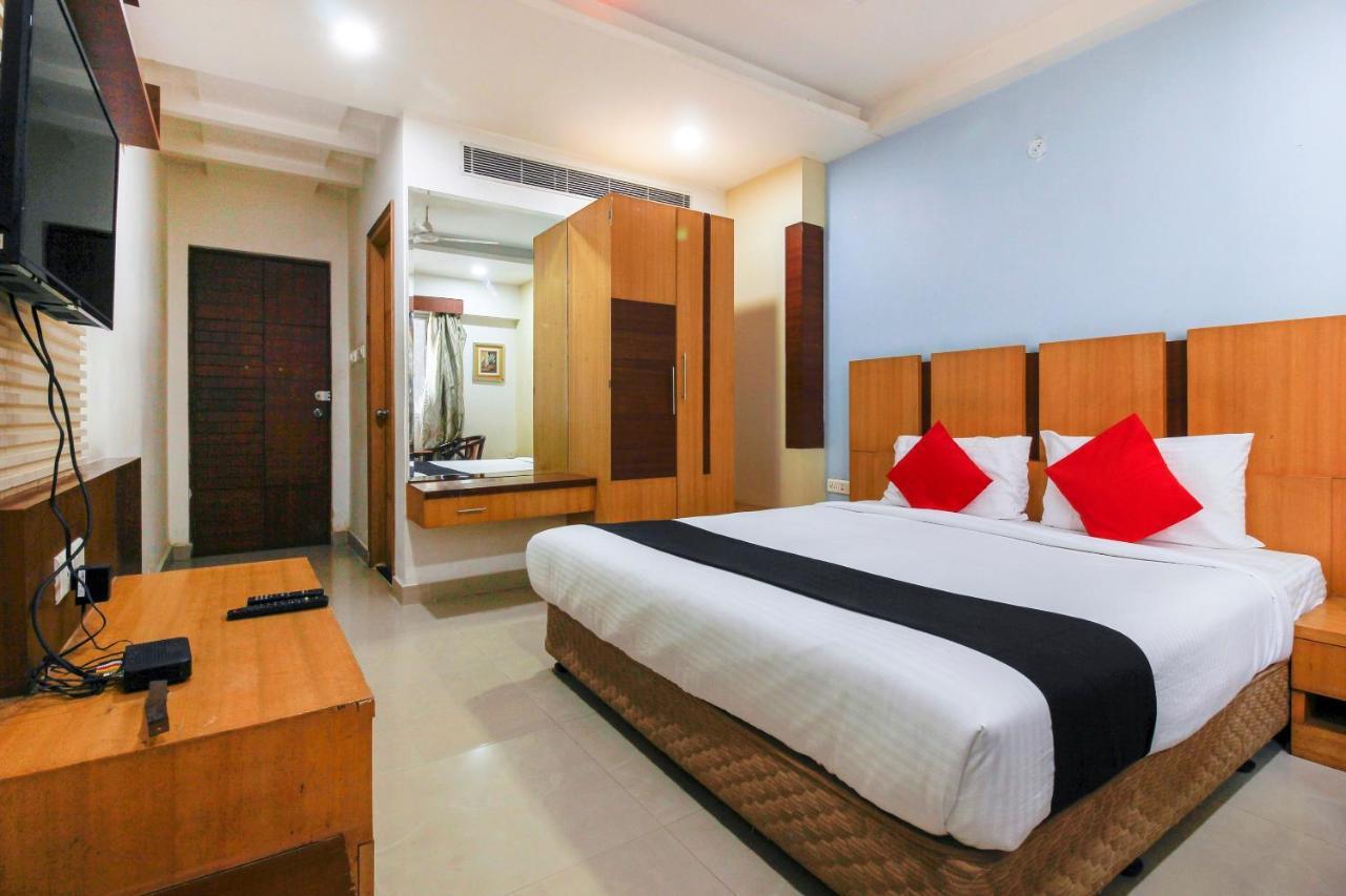 Capital O 66968 Haveli The Landmark Hotel Warangal Luaran gambar